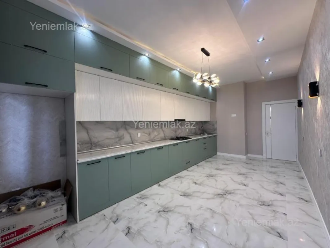 Satılır 4 otaqlı yeni tikili 142 m²