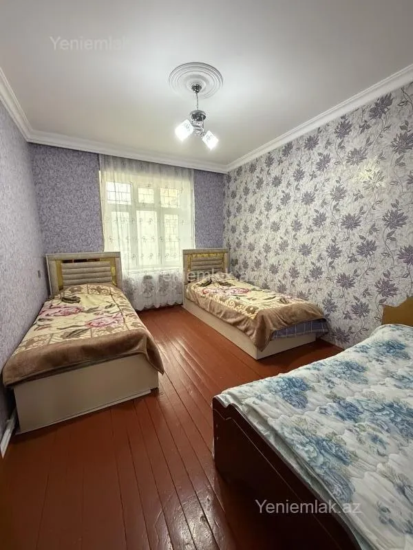 Satılır 3 otaqlı köhnə tikili 80 m²