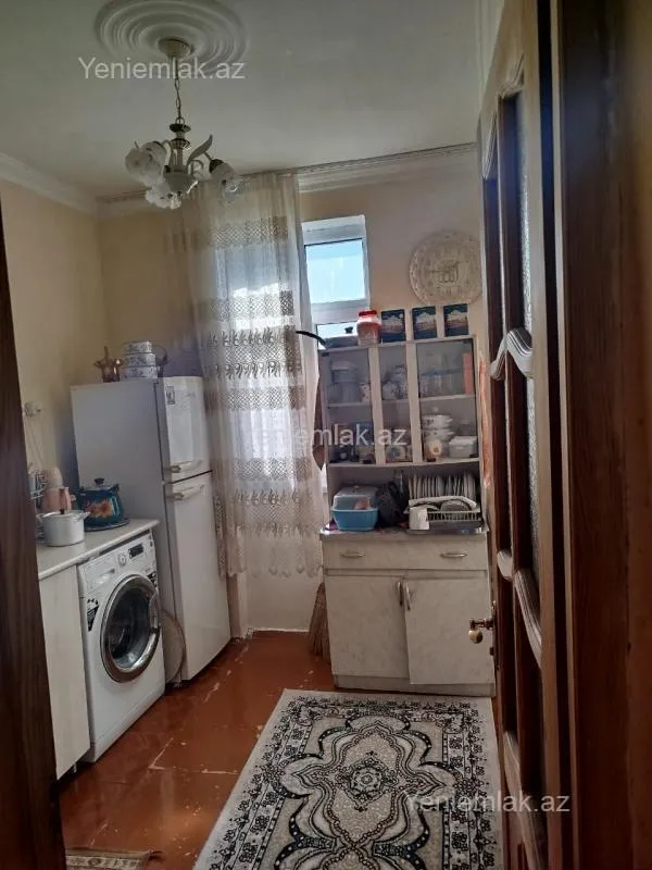 Satılır 2 otaqlı köhnə tikili 54 m²