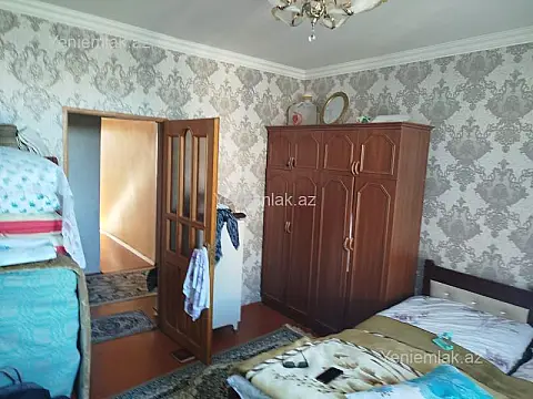 Satılır 2 otaqlı köhnə tikili 54 m²