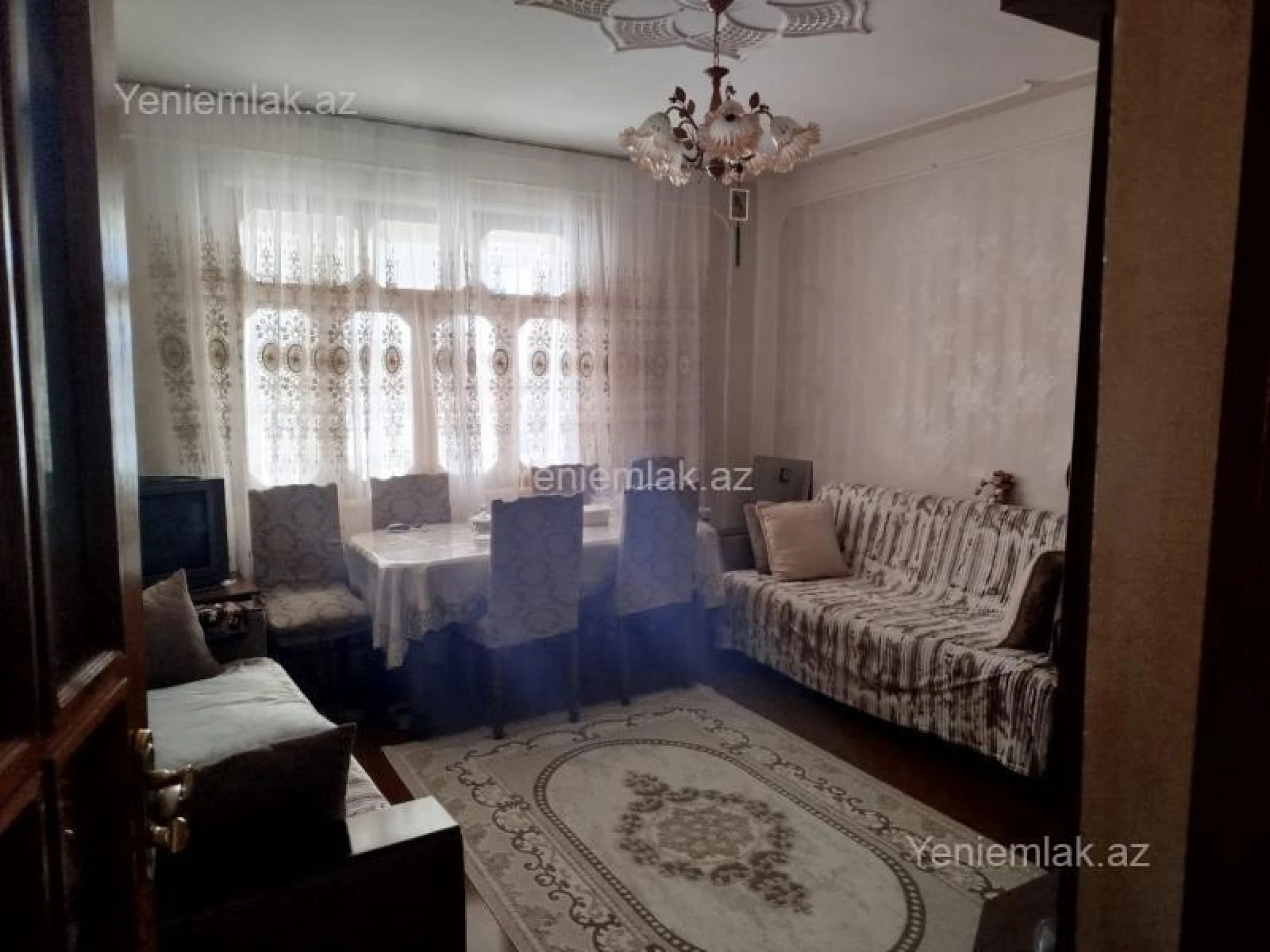 Satılır 2 otaqlı köhnə tikili 54 m²