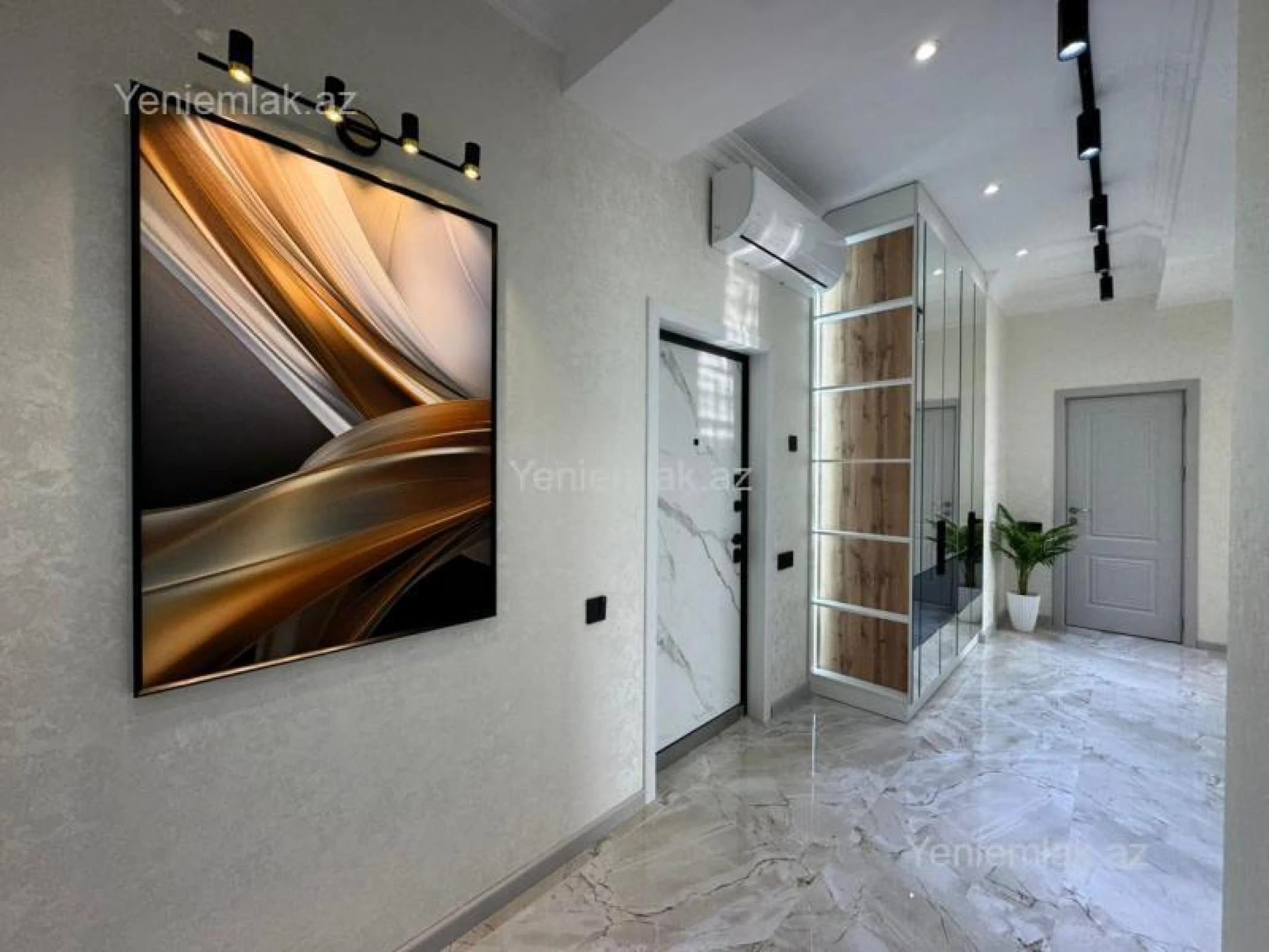 Satılır 2 otaqlı yeni tikili 85 m²