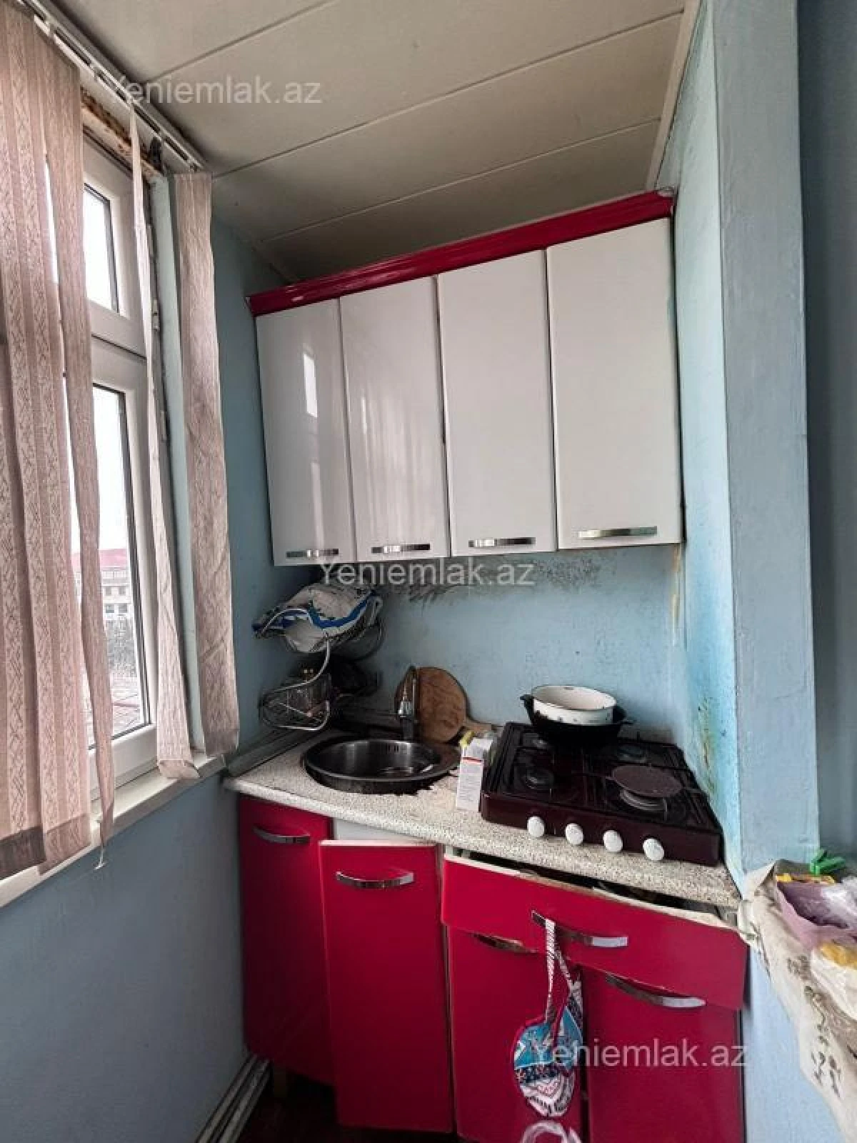 Satılır 1 otaqlı köhnə tikili 36 m²