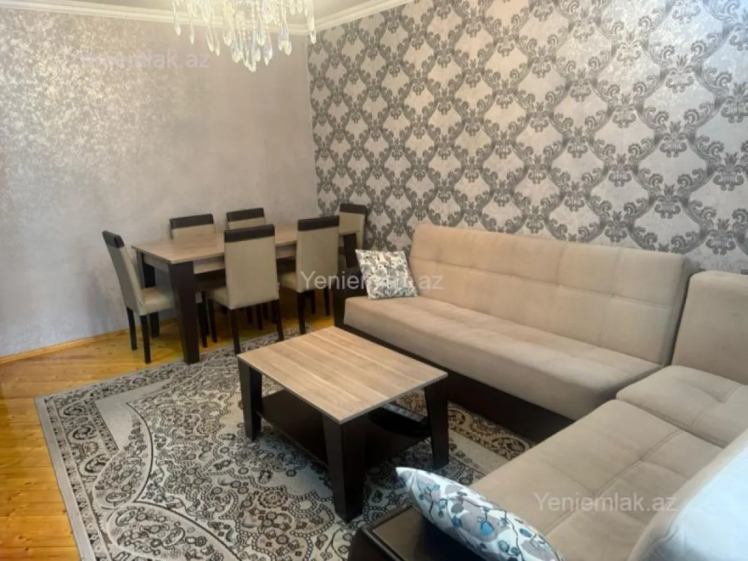 Satılır 3 otaqlı köhnə tikili 75 m²