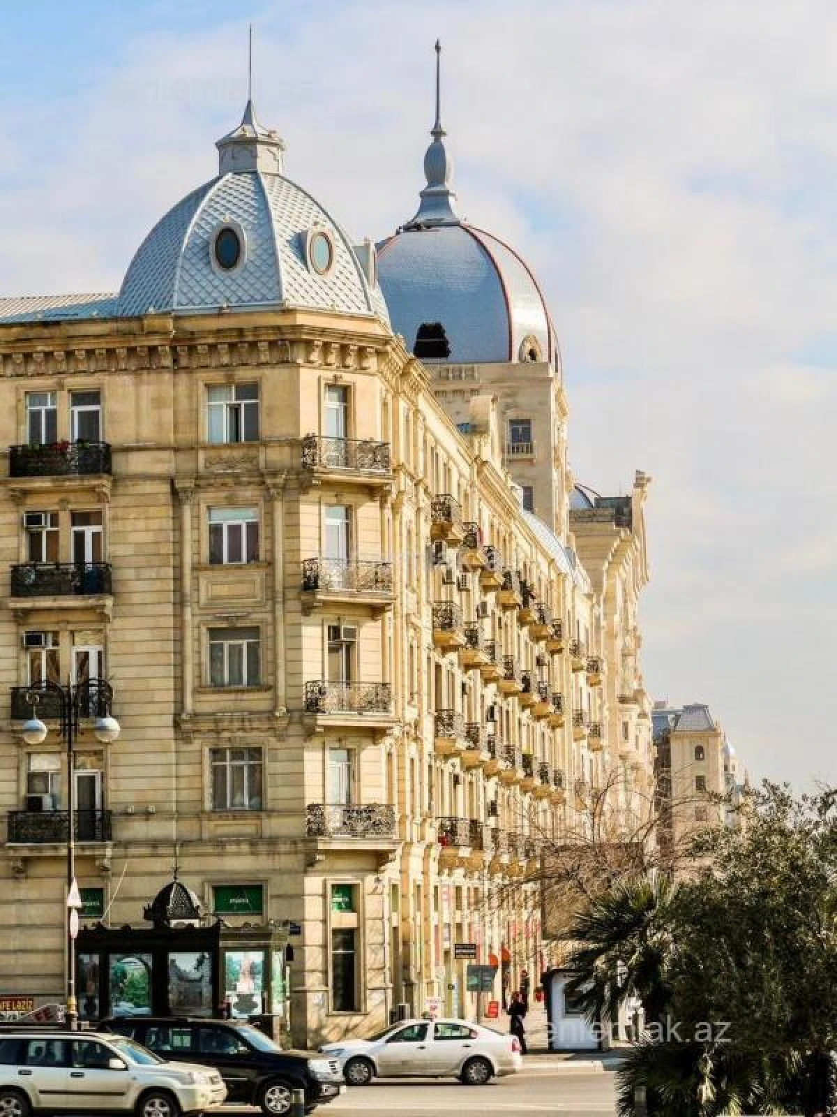 Satılır 3 otaqlı köhnə tikili 75 m²