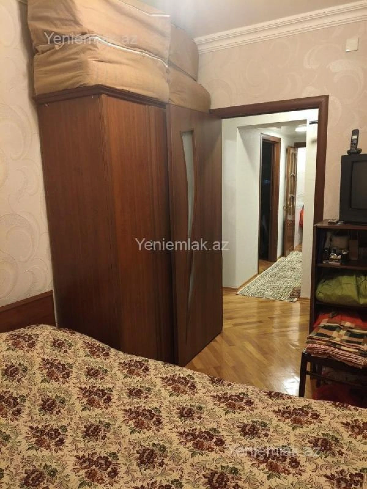 Satılır 3 otaqlı köhnə tikili 70 m²