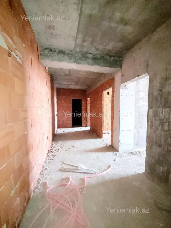 Satılır 2 otaqlı yeni tikili 106 m²