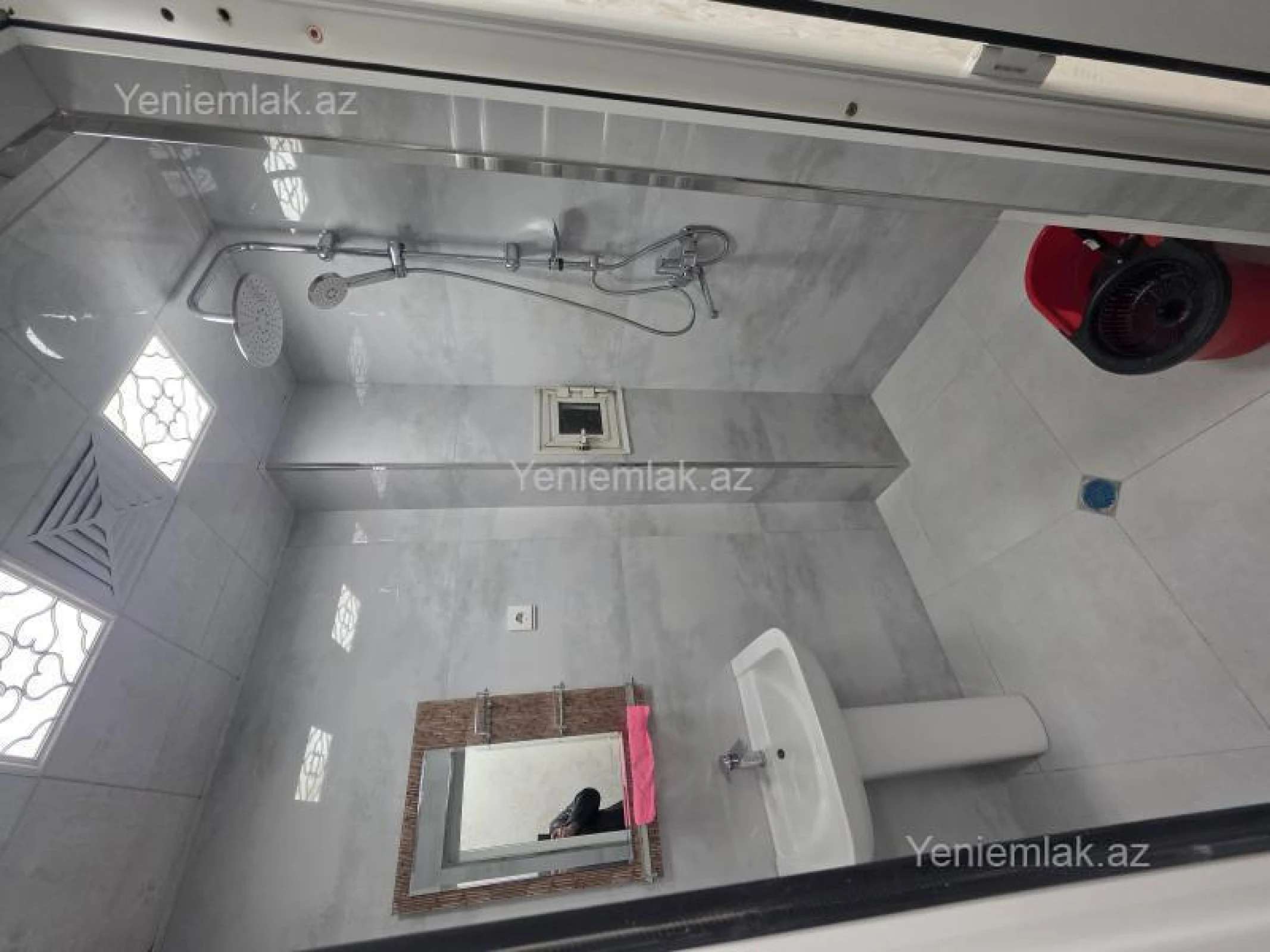 Satılır 3 otaqlı köhnə tikili 80 m²