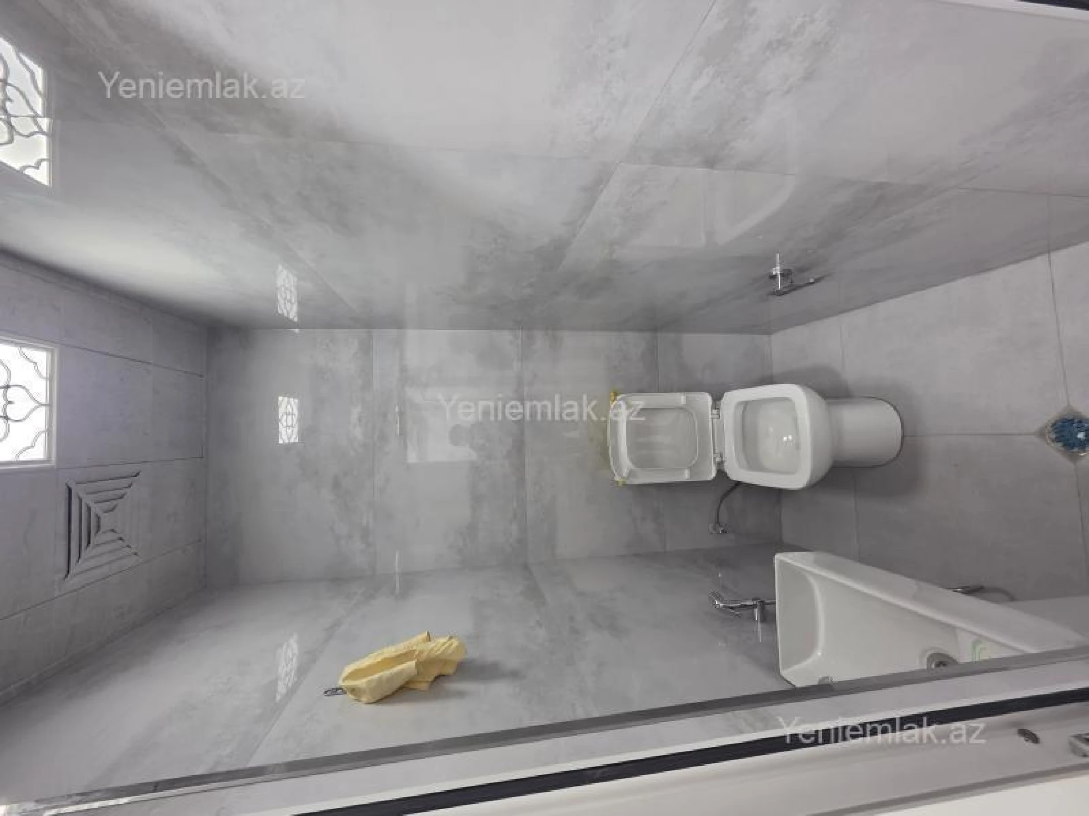 Satılır 3 otaqlı köhnə tikili 80 m²