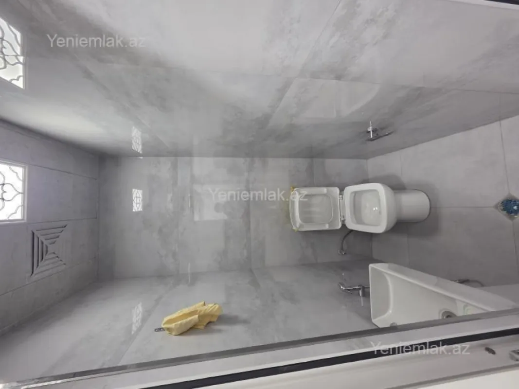 Satılır 3 otaqlı köhnə tikili 80 m²