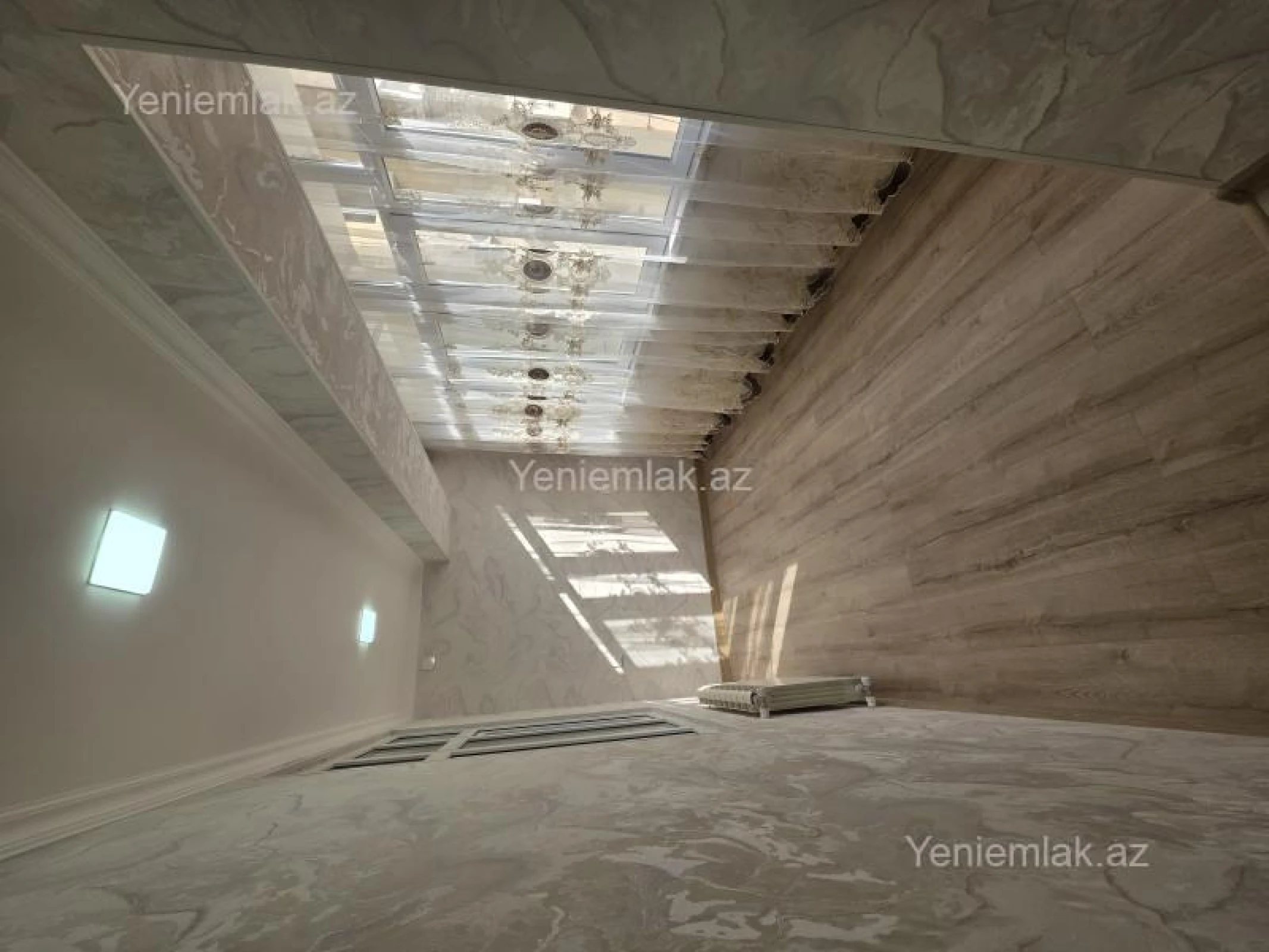 Satılır 3 otaqlı köhnə tikili 80 m²