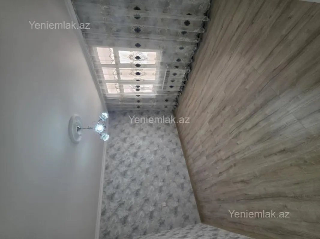 Satılır 3 otaqlı köhnə tikili 80 m²