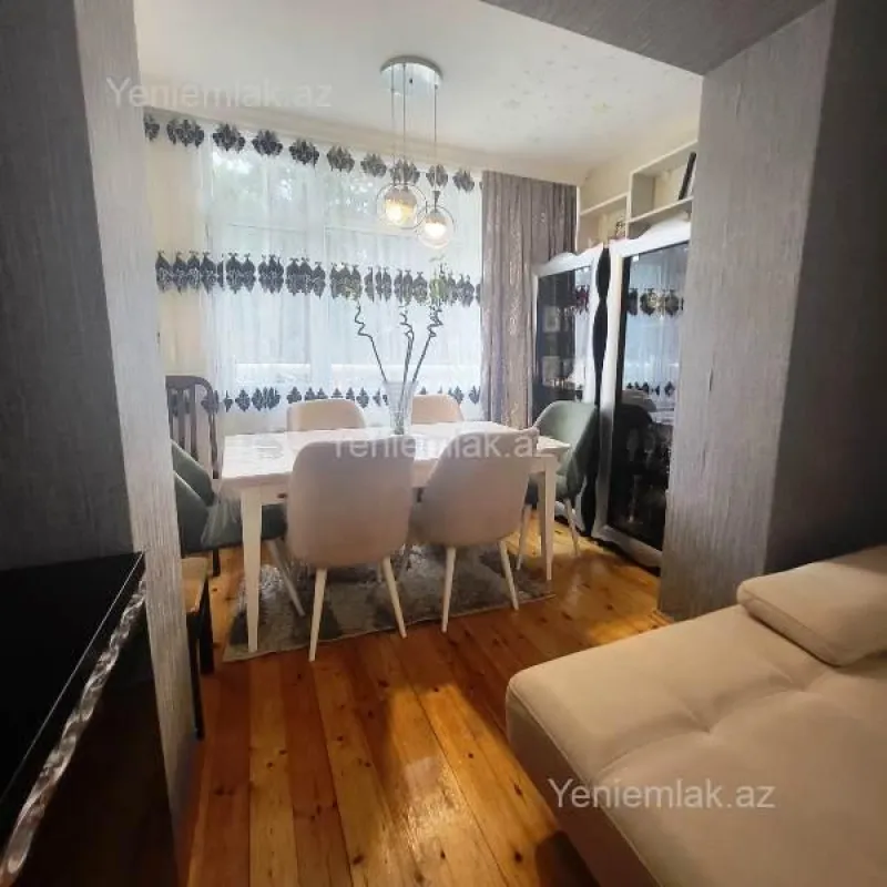 Satılır 2 otaqlı köhnə tikili 50 m²