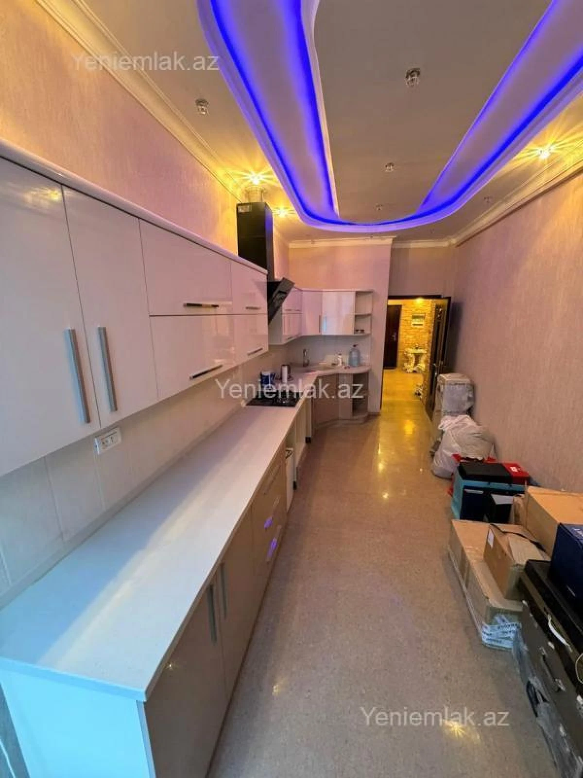 Satılır 3 otaqlı yeni tikili 120 m²