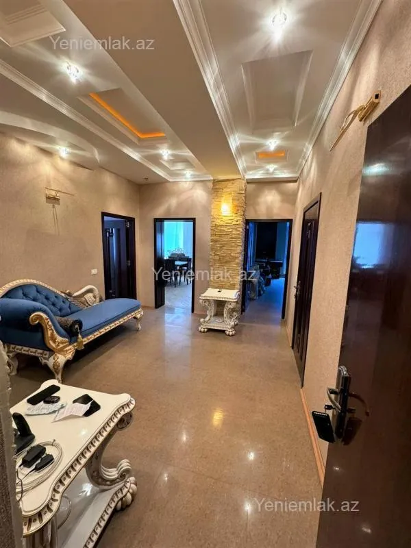 Satılır 3 otaqlı yeni tikili 120 m²