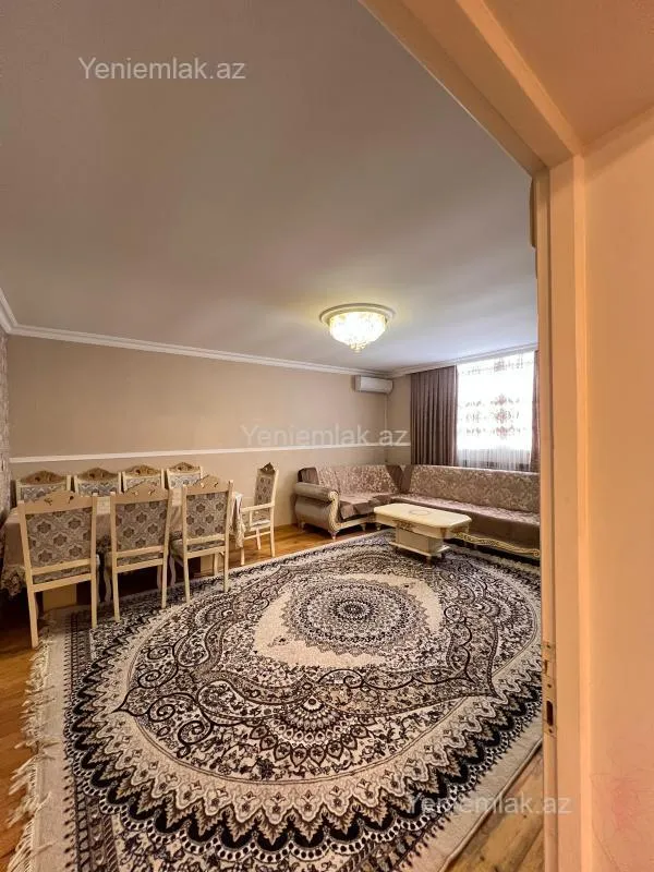 Satılır 7 otaqlı həyət evi 200 m²