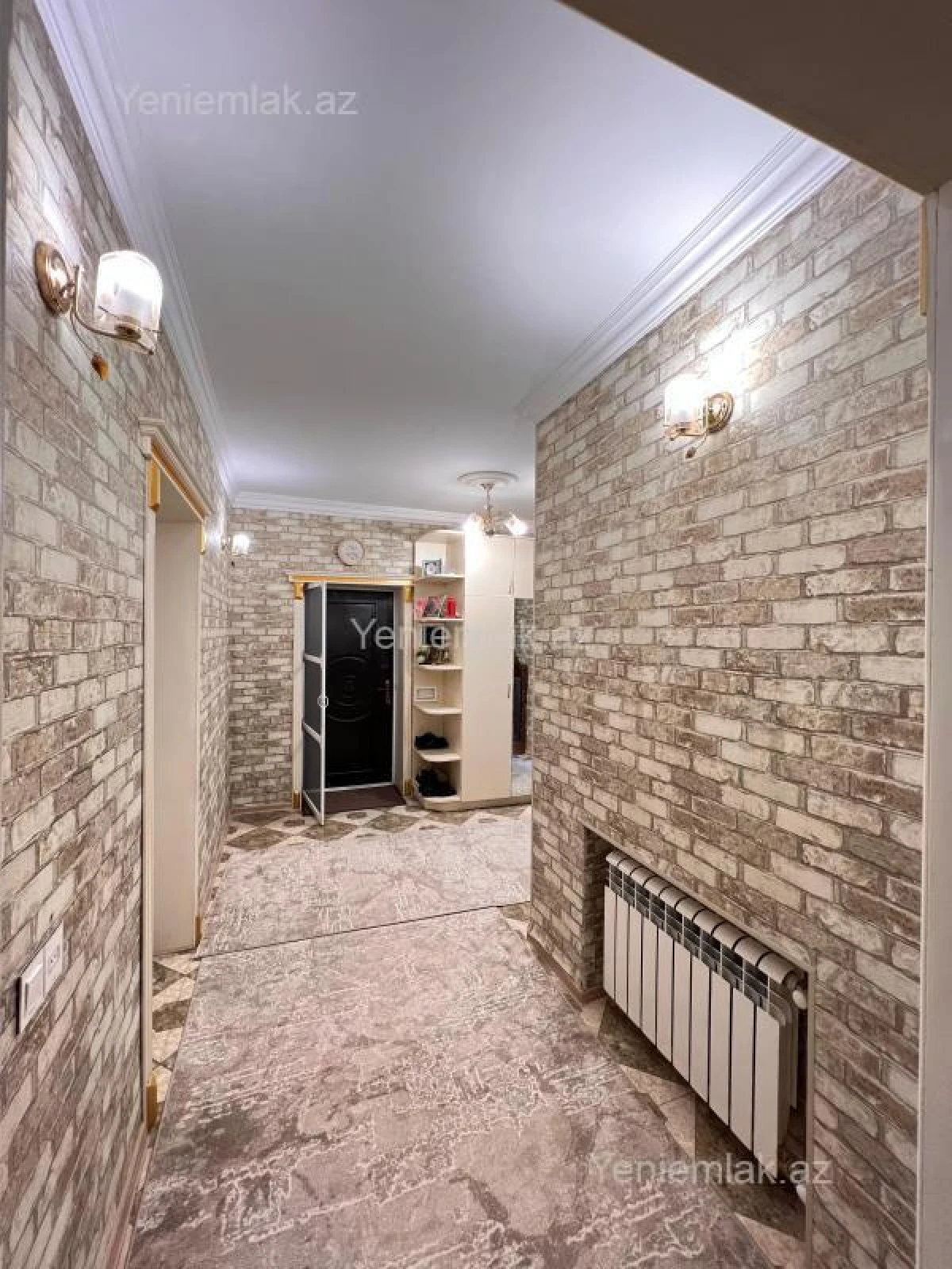 Satılır 7 otaqlı həyət evi 200 m²