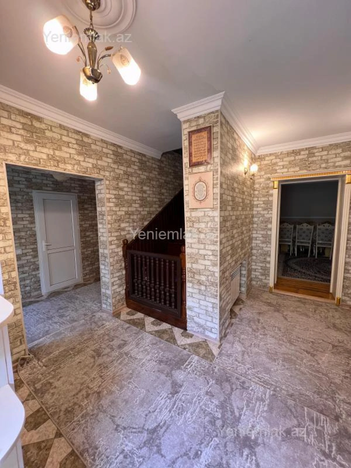 Satılır 7 otaqlı həyət evi 200 m²