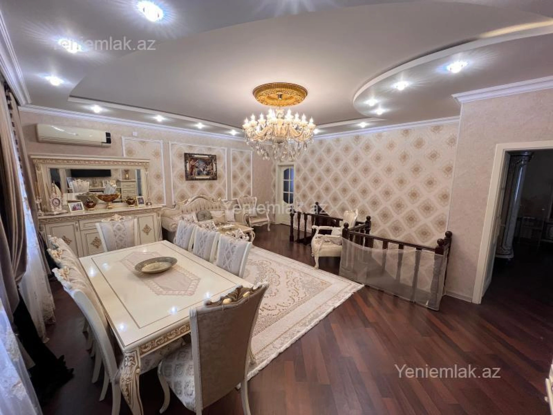 Satılır 7 otaqlı həyət evi 200 m²