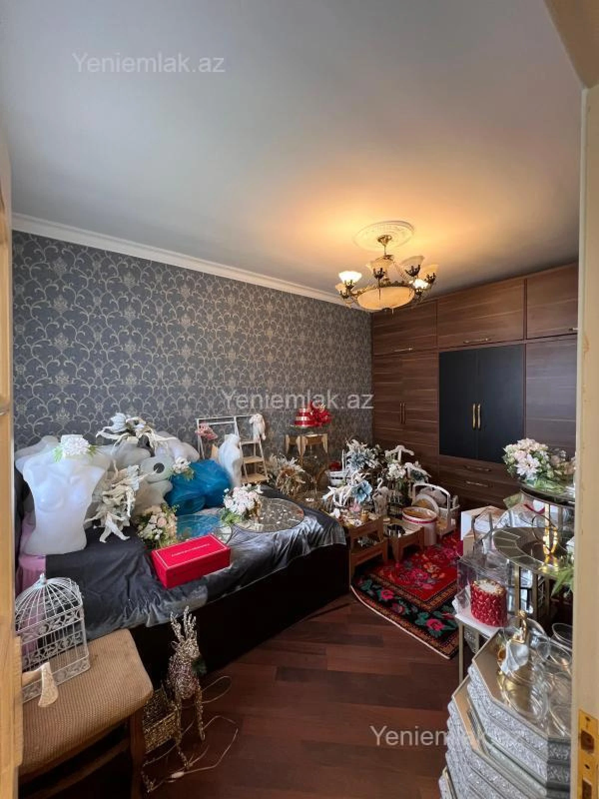 Satılır 7 otaqlı həyət evi 200 m²