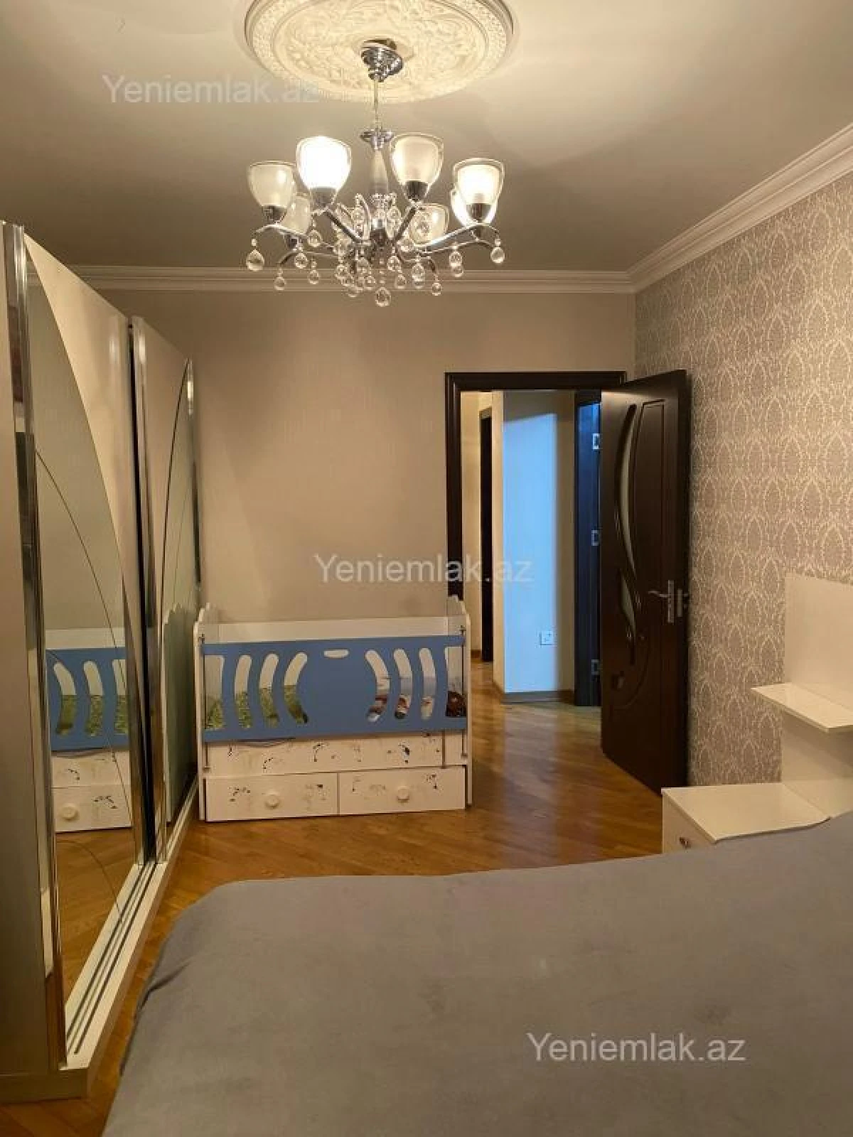 Satılır 2 otaqlı yeni tikili 75 m²