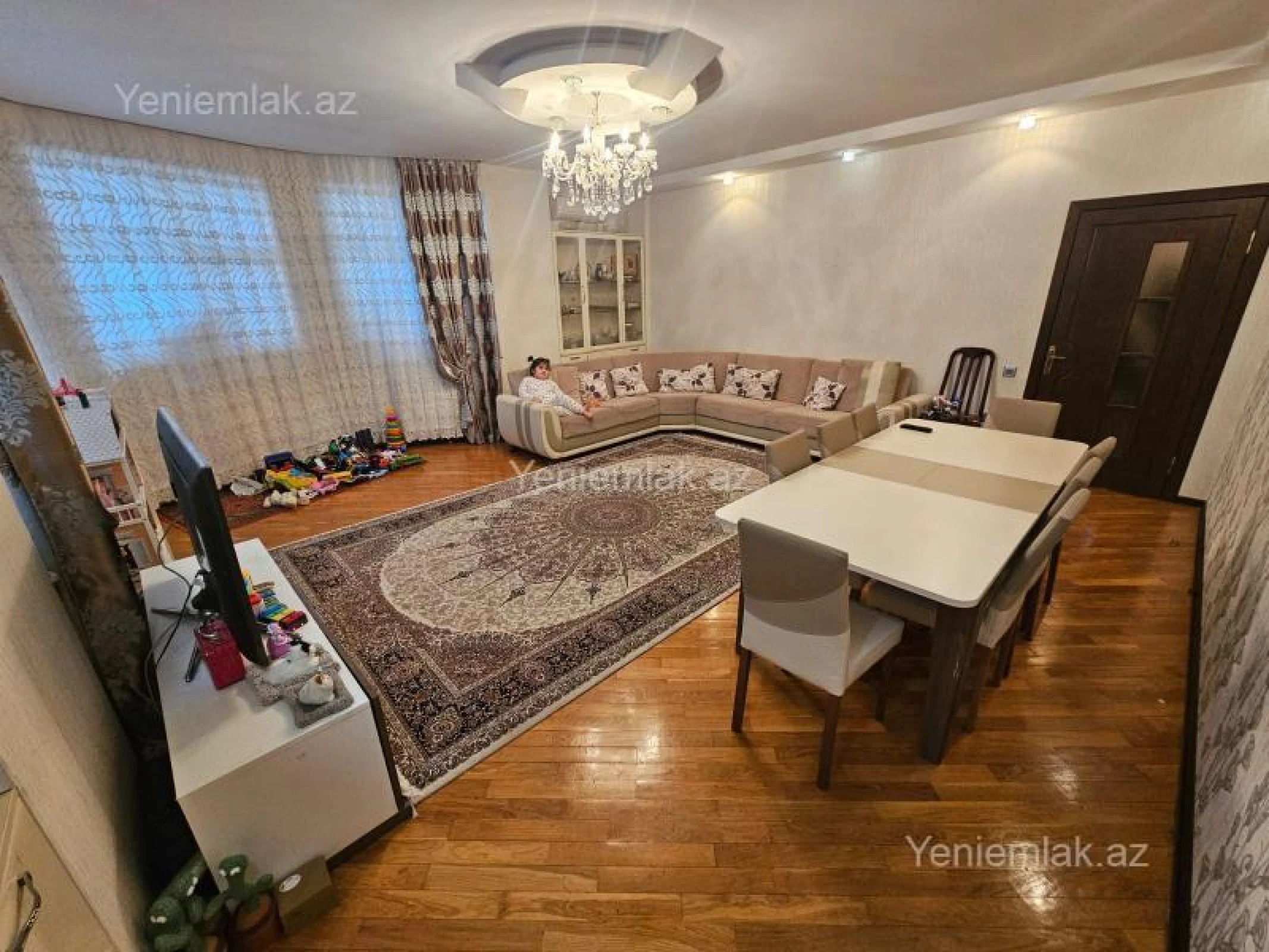 Satılır 2 otaqlı yeni tikili 105 m²