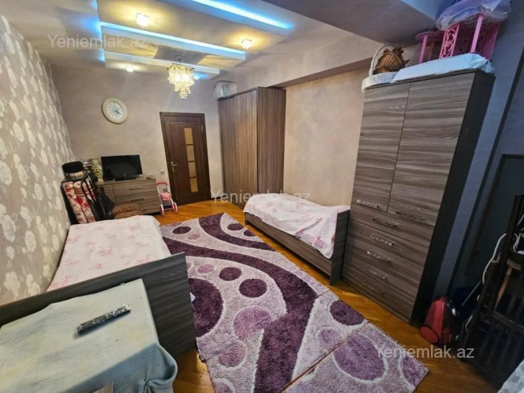Satılır 2 otaqlı yeni tikili 105 m²