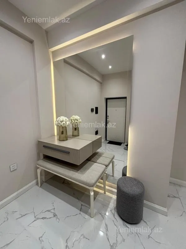 Satılır 3 otaqlı yeni tikili 98 m²