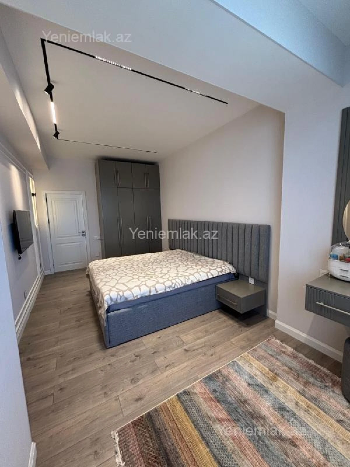 Satılır 3 otaqlı yeni tikili 98 m²