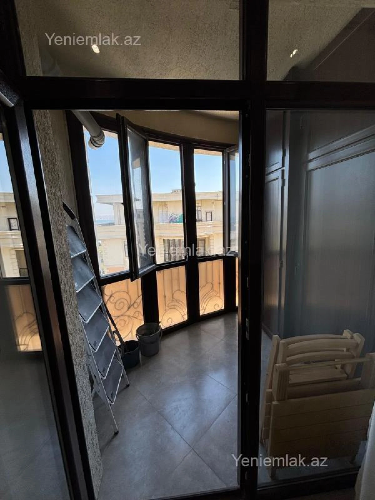 Satılır 3 otaqlı yeni tikili 98 m²