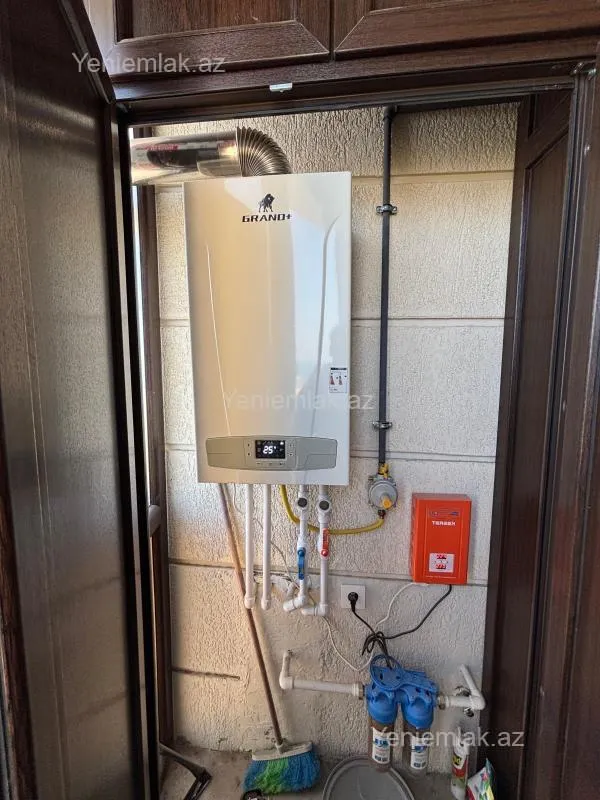 Satılır 3 otaqlı yeni tikili 98 m²