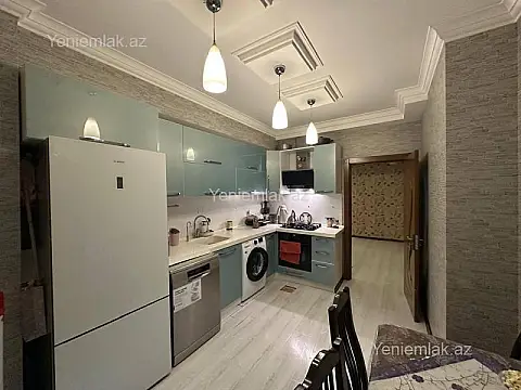 Satılır 3 otaqlı yeni tikili 130 m²