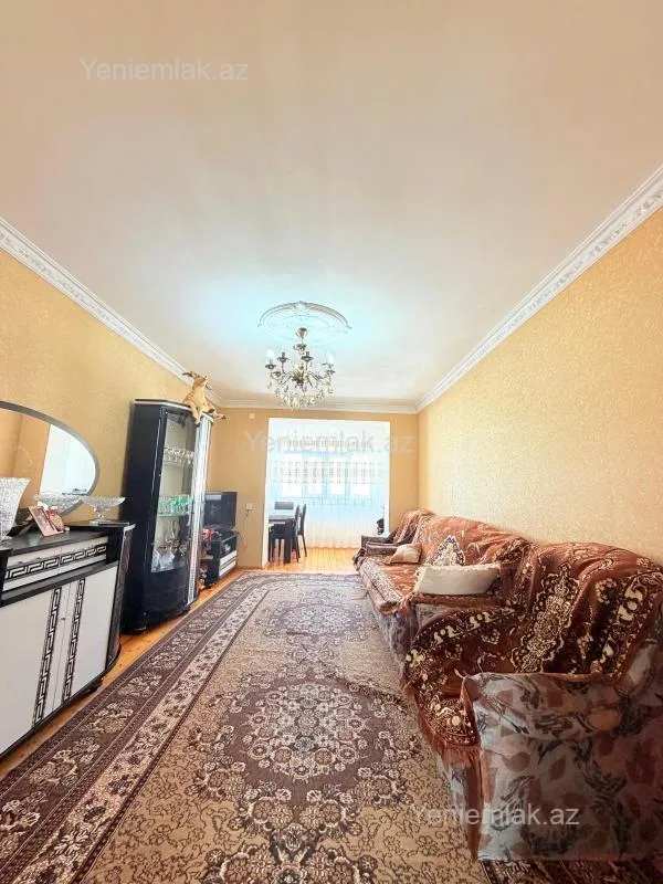 Satılır 3 otaqlı köhnə tikili 72 m²