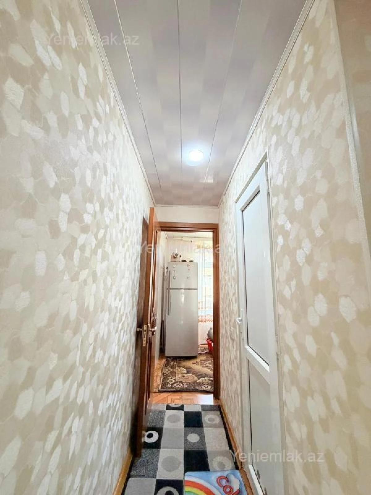 Satılır 3 otaqlı köhnə tikili 72 m²