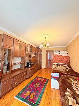 Satılır 3 otaqlı köhnə tikili 72 m²