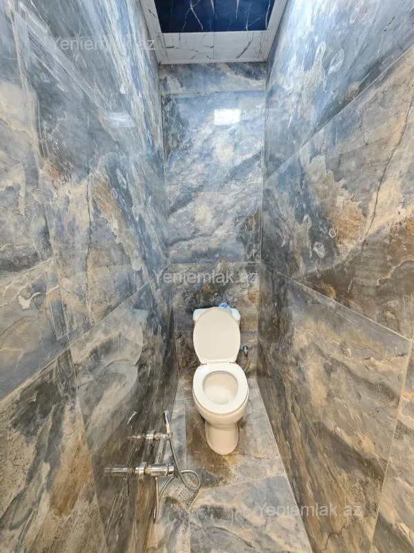 Satılır 3 otaqlı köhnə tikili 90 m²