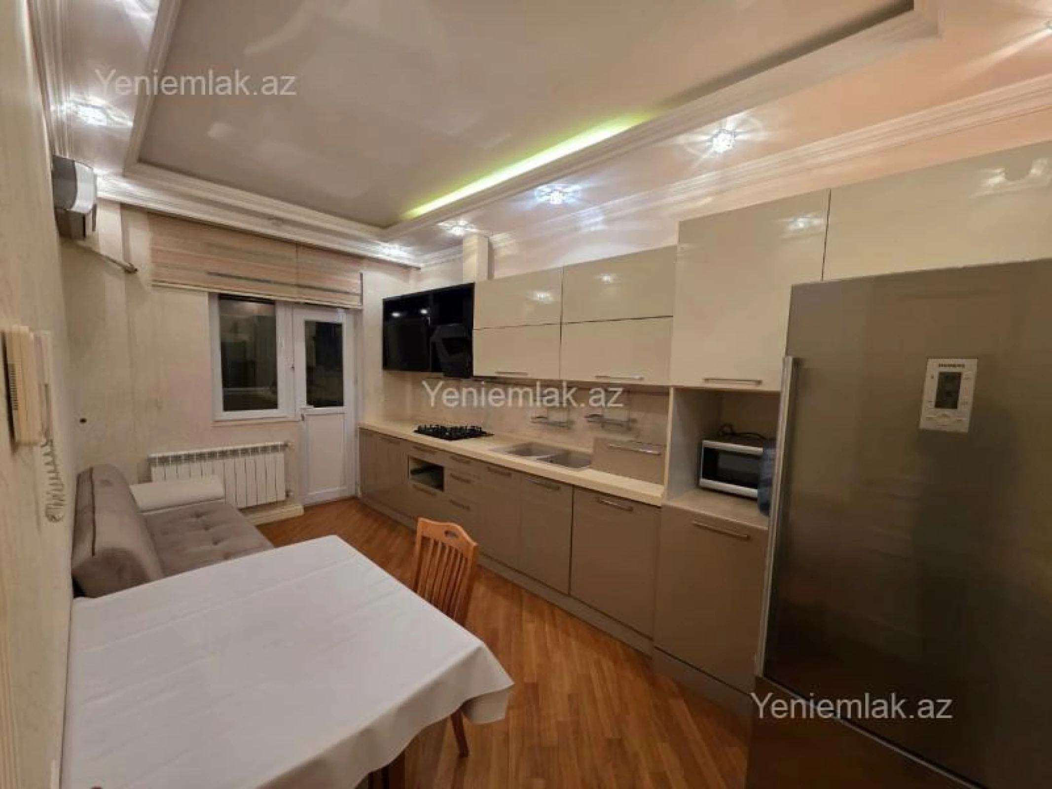 Satılır 3 otaqlı yeni tikili 110 m²