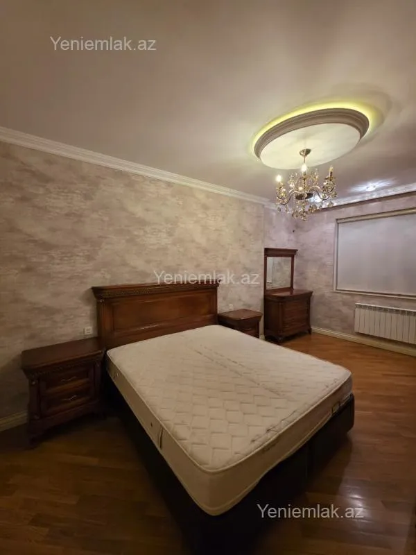 Satılır 3 otaqlı yeni tikili 110 m²