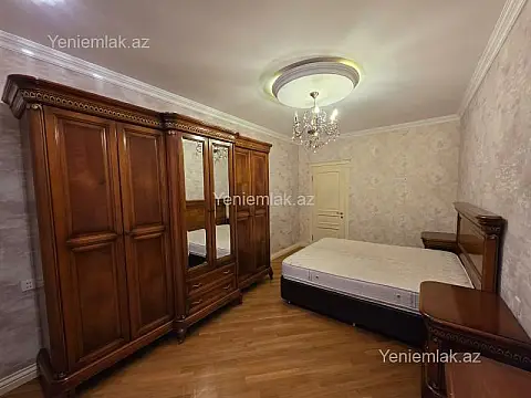 Satılır 3 otaqlı yeni tikili 110 m²