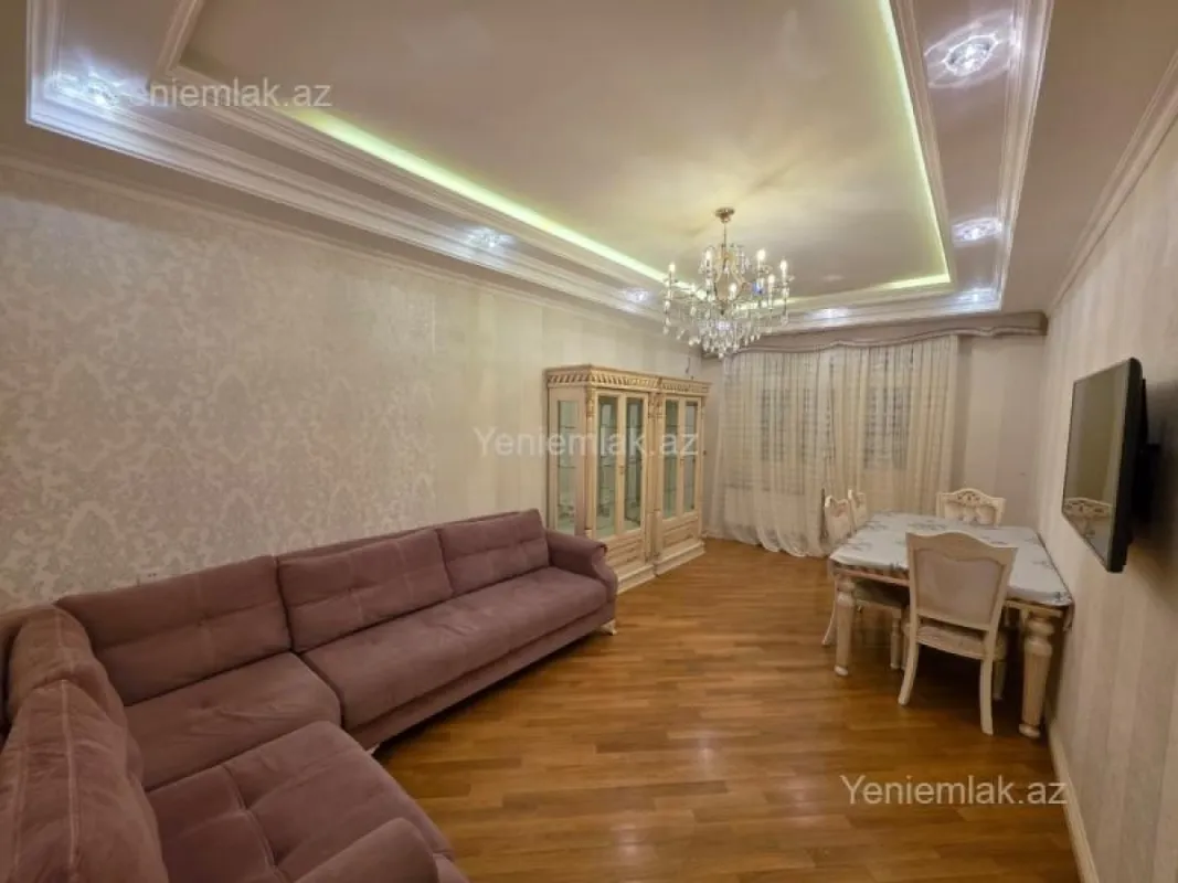 Satılır 3 otaqlı yeni tikili 110 m²