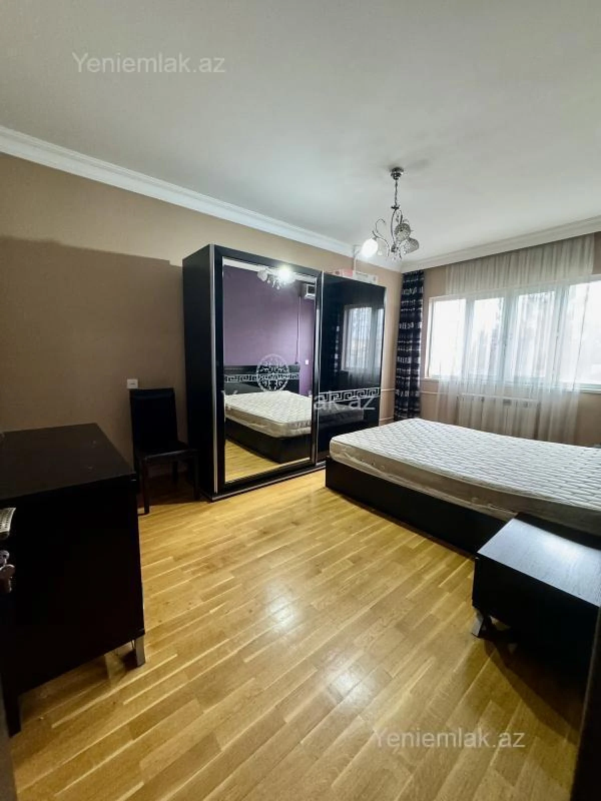Satılır 3 otaqlı köhnə tikili 80 m²