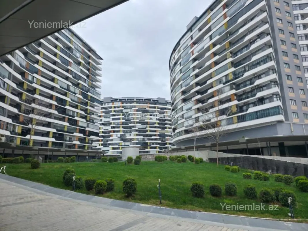 Satılır 2 otaqlı yeni tikili 123.7 m²
