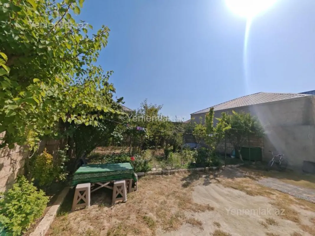 Satılır 3 otaqlı həyət evi 90 m²