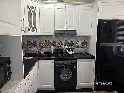 Satılır 3 otaqlı köhnə tikili 60 m²