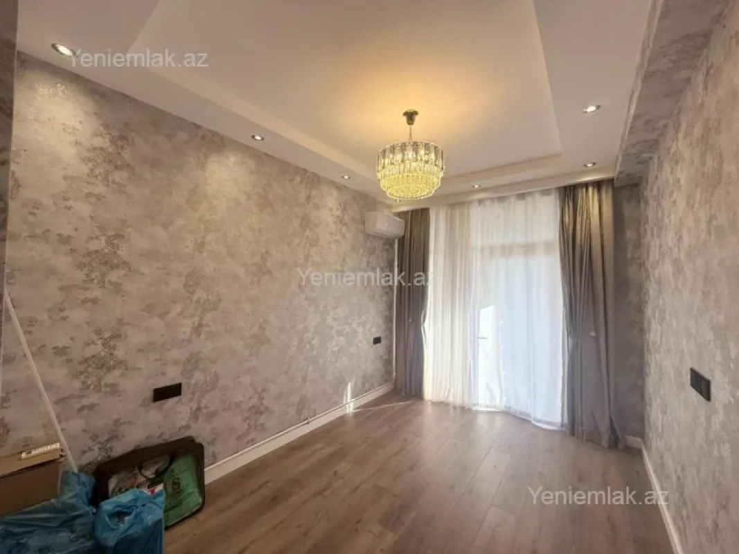 Satılır 3 otaqlı yeni tikili 100 m²