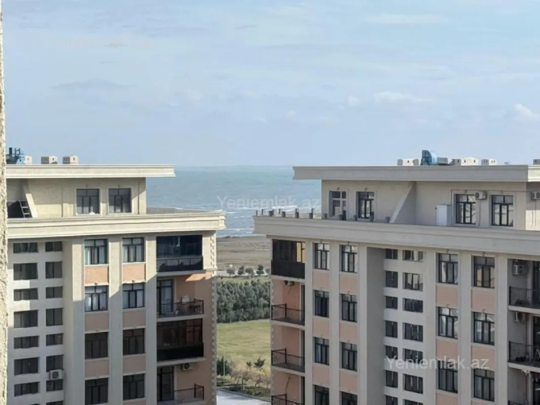 Satılır 3 otaqlı yeni tikili 100 m²