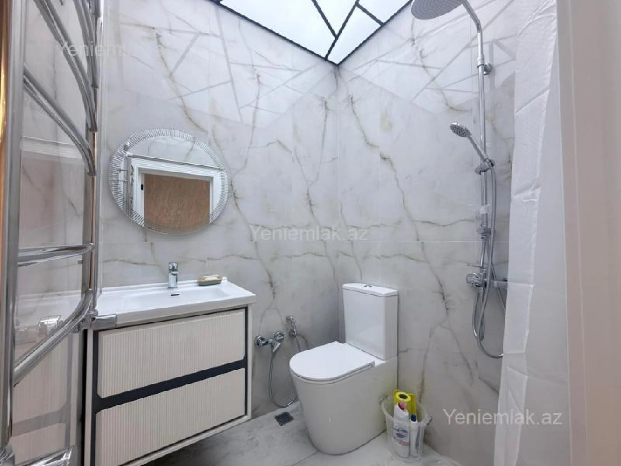 Satılır 3 otaqlı yeni tikili 100 m²