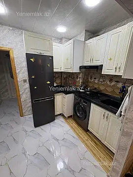 Satılır 2 otaqlı köhnə tikili 60 m²