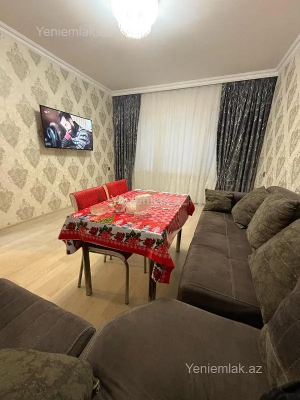 Satılır 2 otaqlı köhnə tikili 60 m²