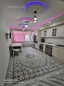 Satılır 3 otaqlı yeni tikili 128 m²